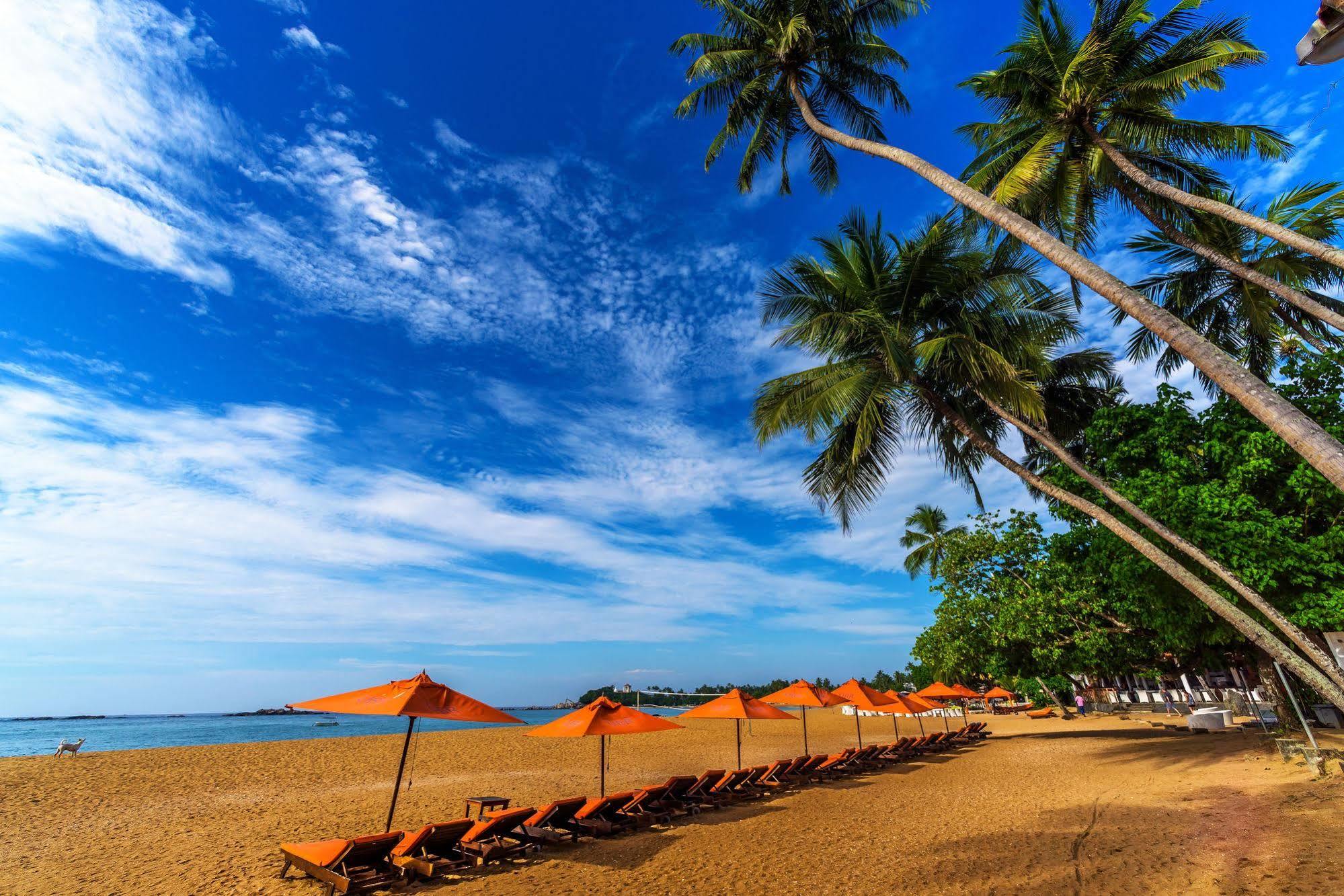 Calamander Unawatuna Beach Hotel Exterior foto