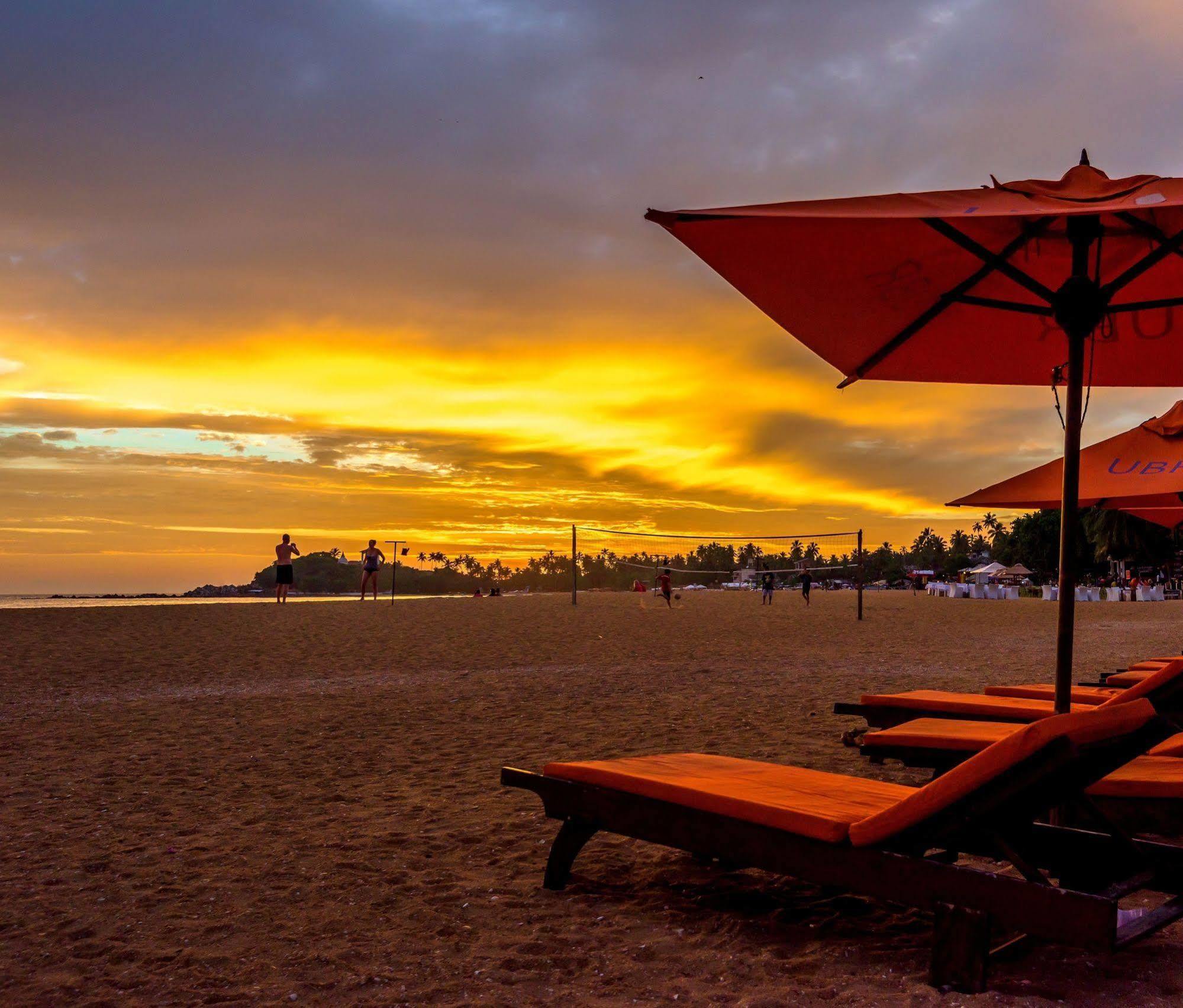 Calamander Unawatuna Beach Hotel Exterior foto